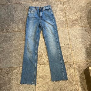 Zara light-wash jeans